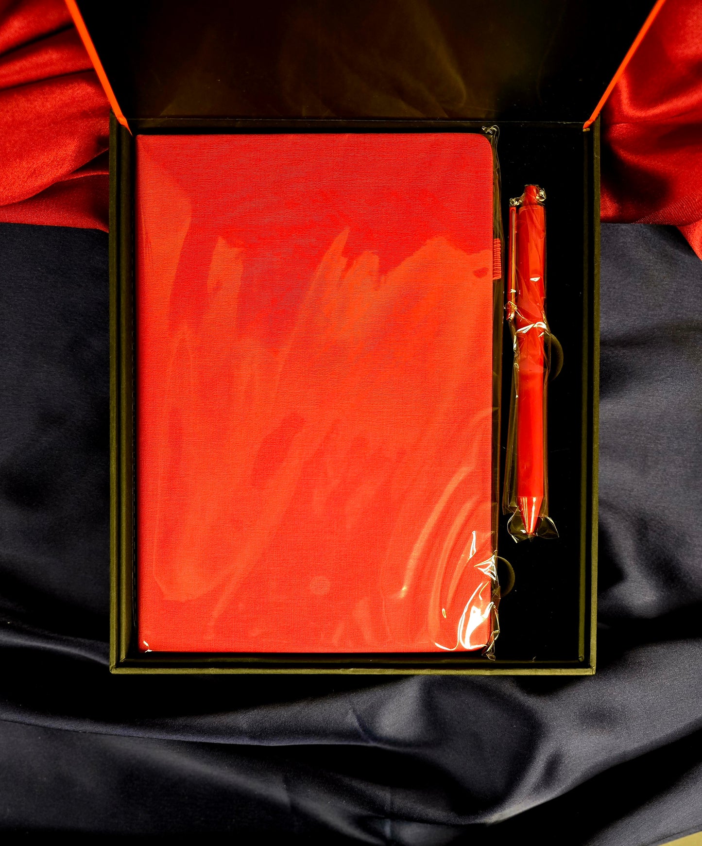 The Luxor Red Diary Gift Set