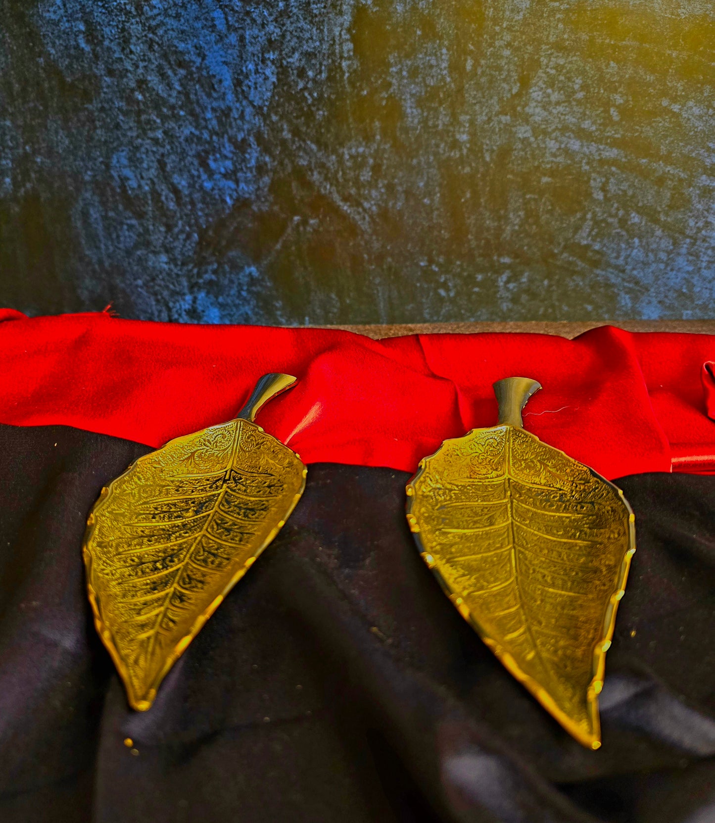 TWO LEAF SLIM DECOR