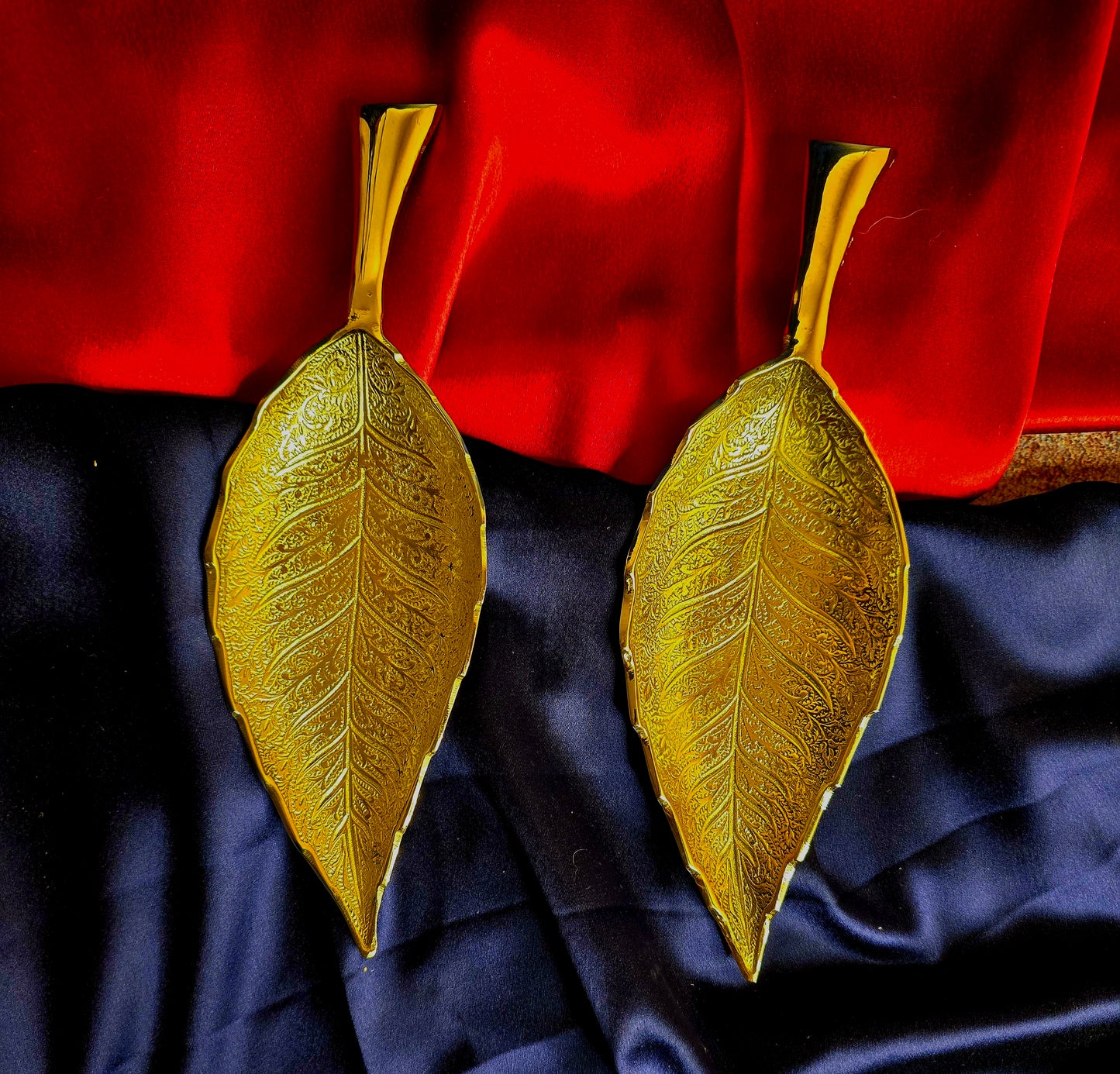 TWO LEAF SLIM DECOR