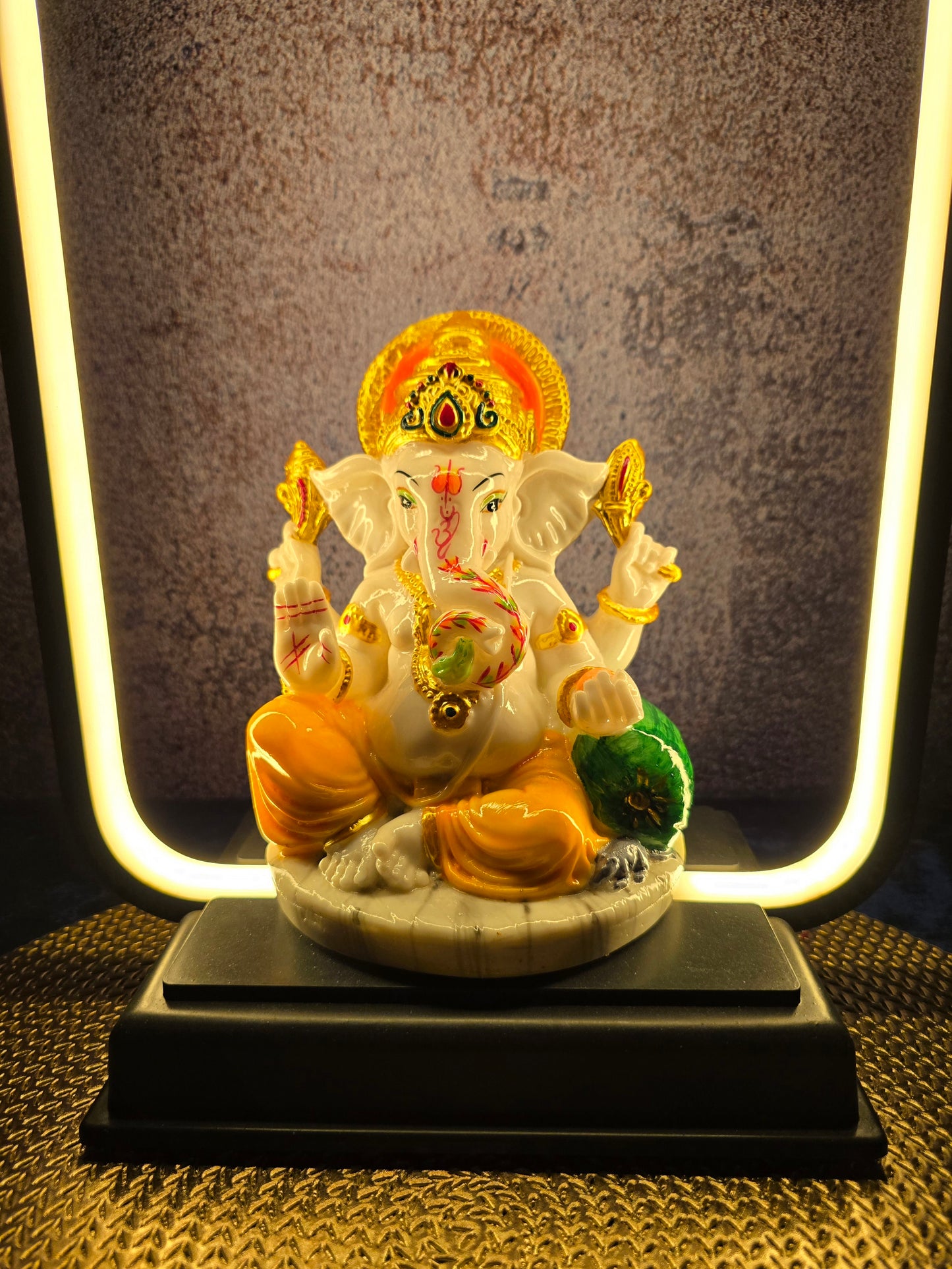 Vaibhav Ganesh with Light
