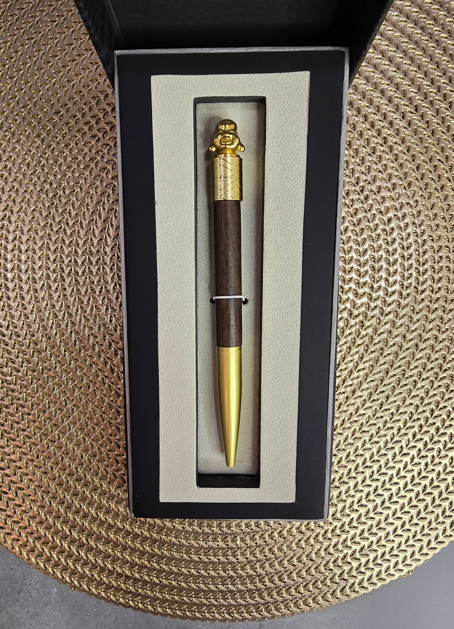 Buddha Spin fridget pen with box