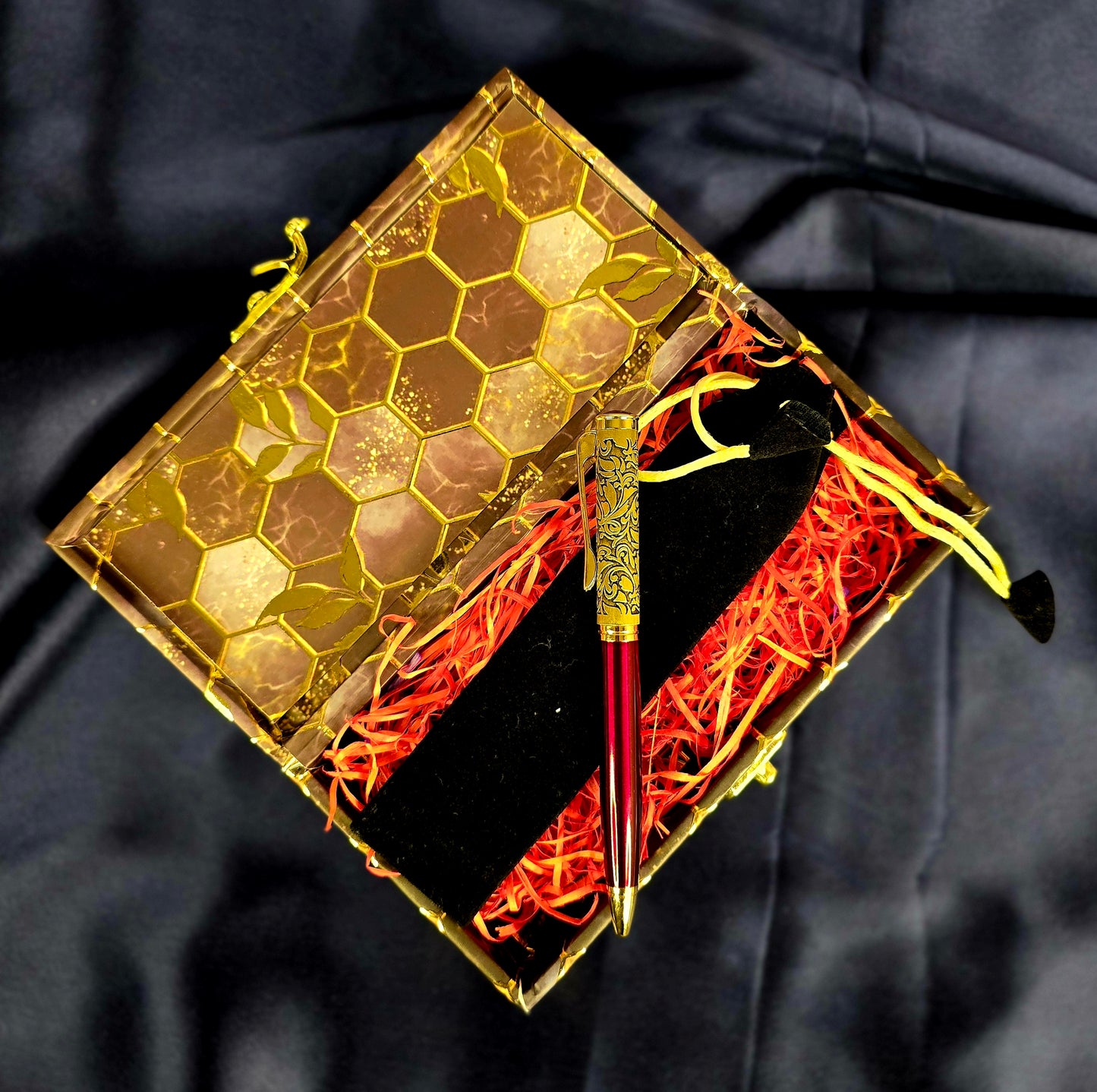 Golden Red Glossy Artwork Pen