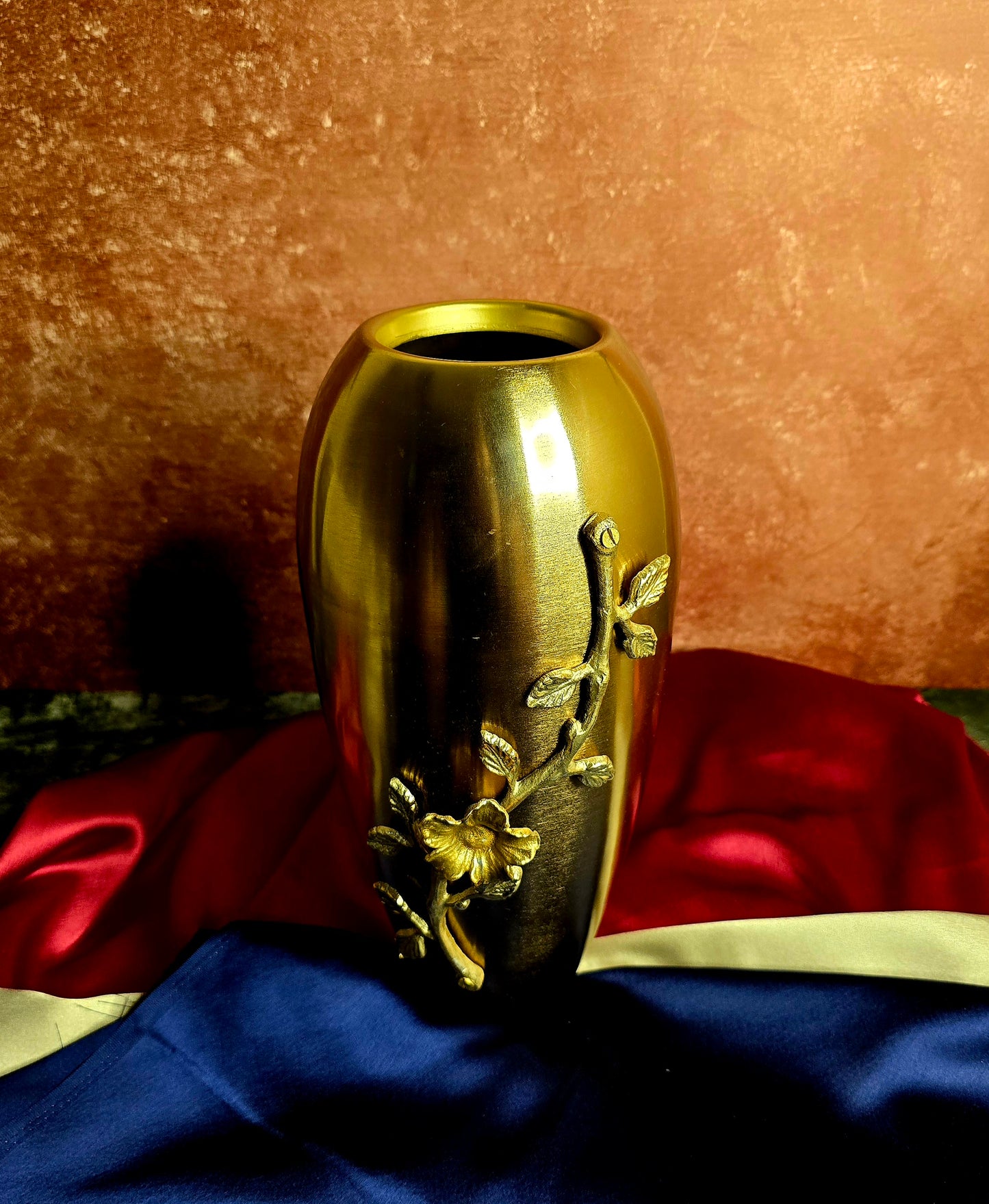 Elegant Golden Flower Vase