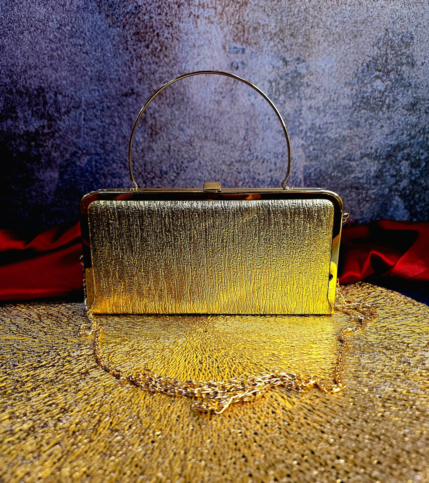 Moon beam Clutch