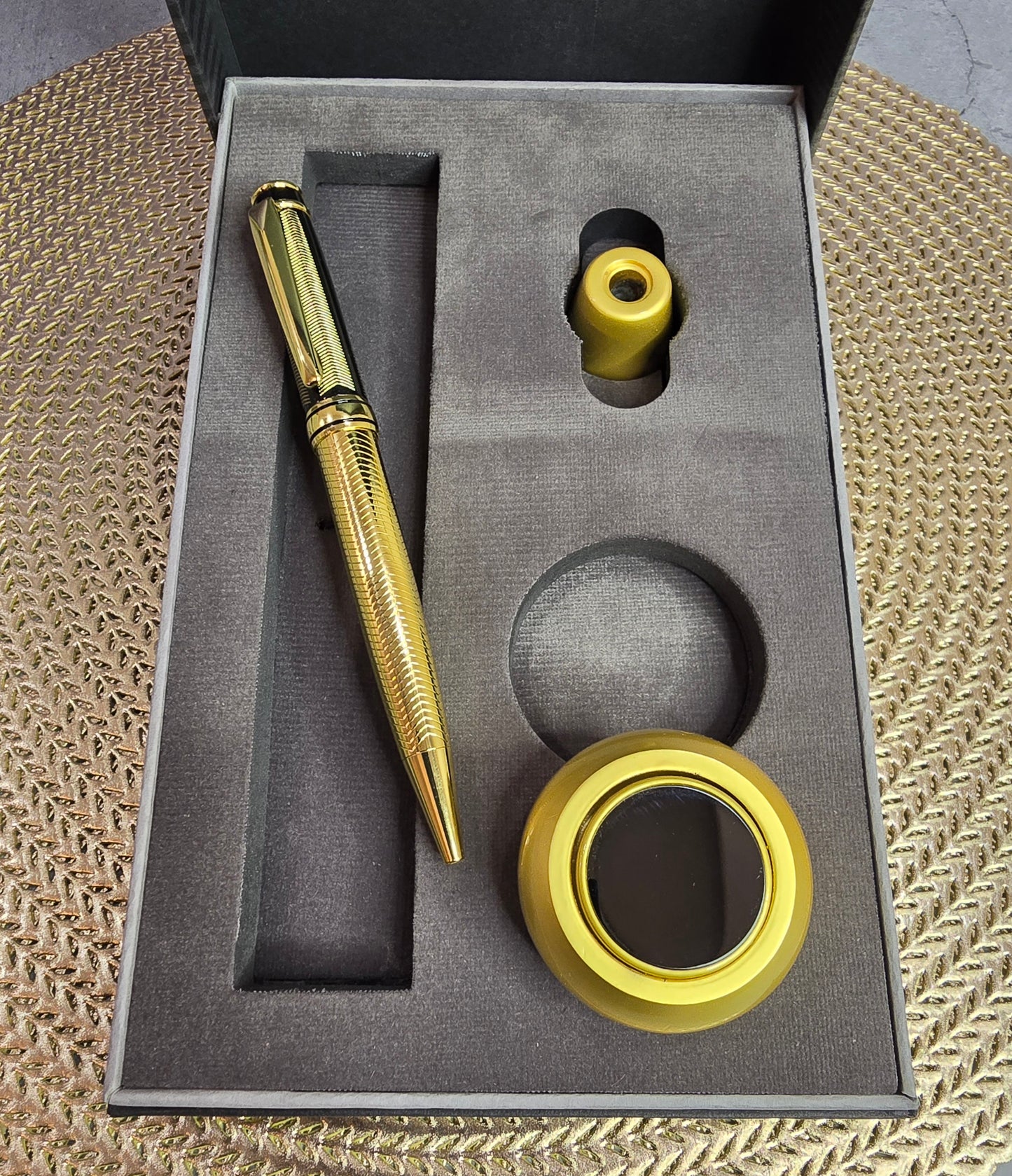 Twist Golden  Pen with paper weight